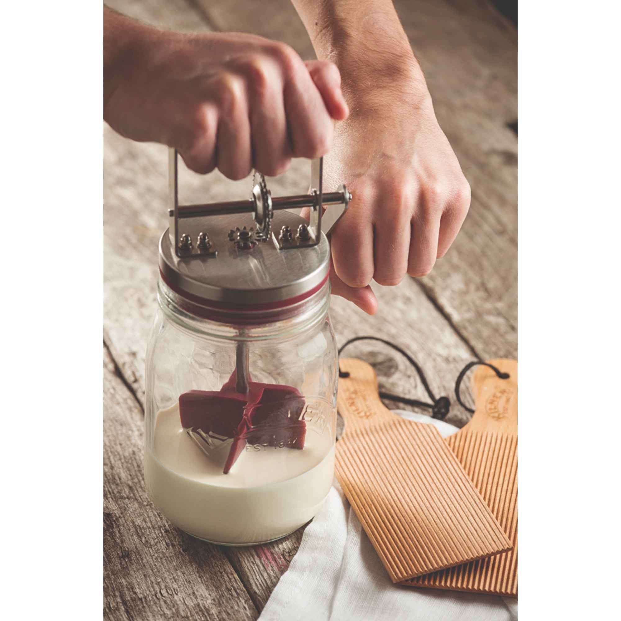 Kilner 1 Litre Glass Butter Churner, 19 x 13 x 30cms - Clear