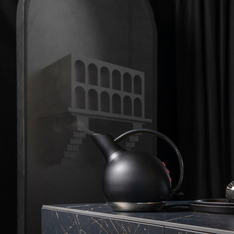 Bugatti Italy Giulietta Kettle - Matt Black 02-GTNNU