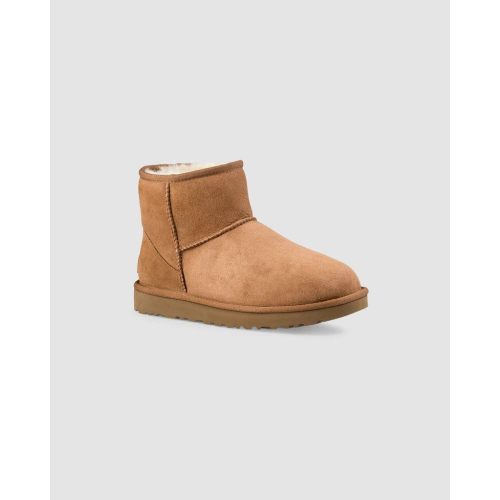 UGG Women's Classic Mini II Size 9 - Chestnut