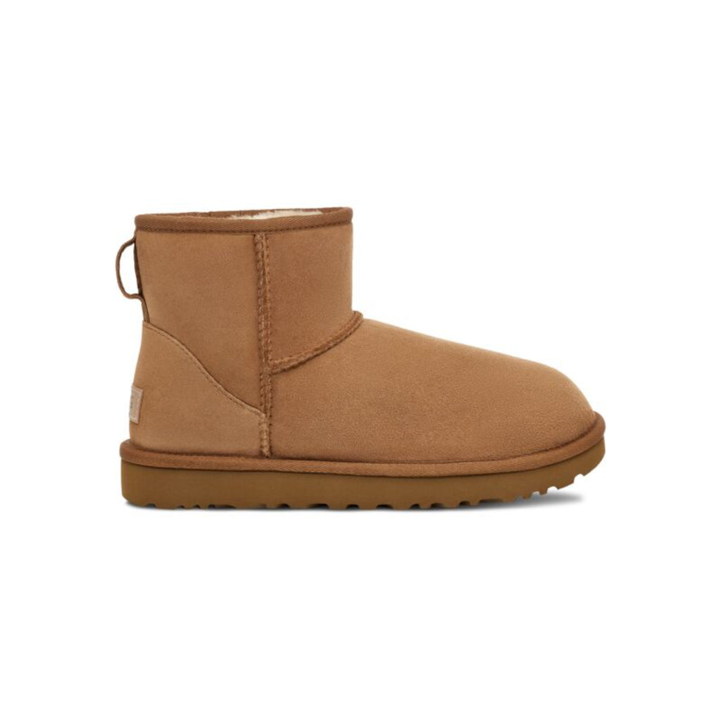 UGG Women's Classic Mini II Size 9 - Chestnut