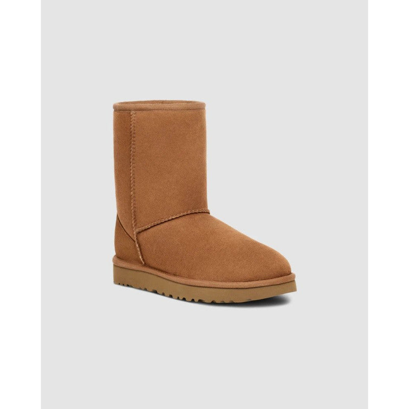 UGG Women's Classic Short II Size 10 - Chestnut