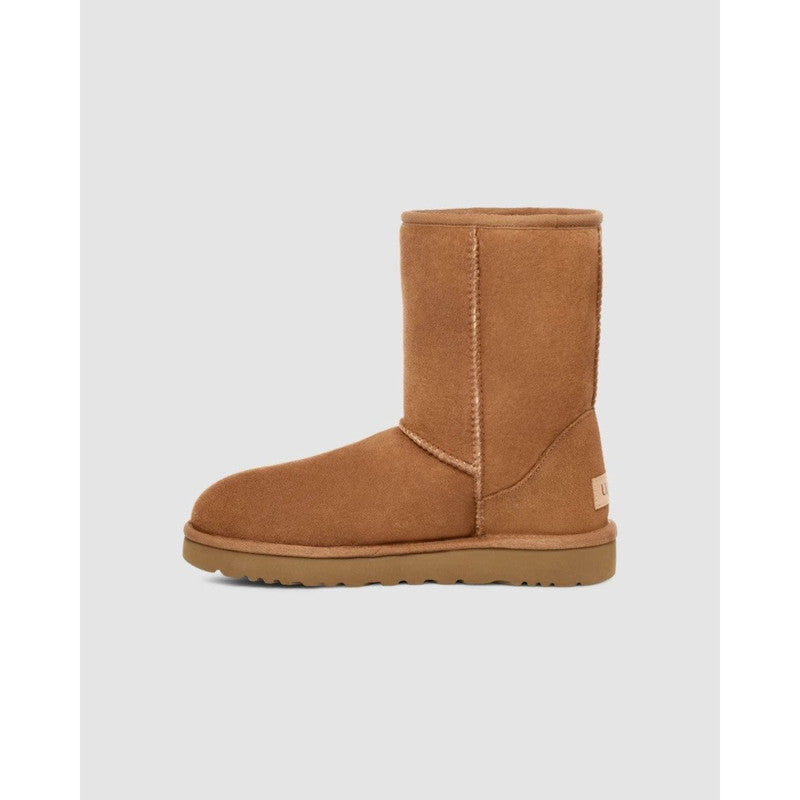 UGG Women's Classic Short II Size 5 - Chestnut