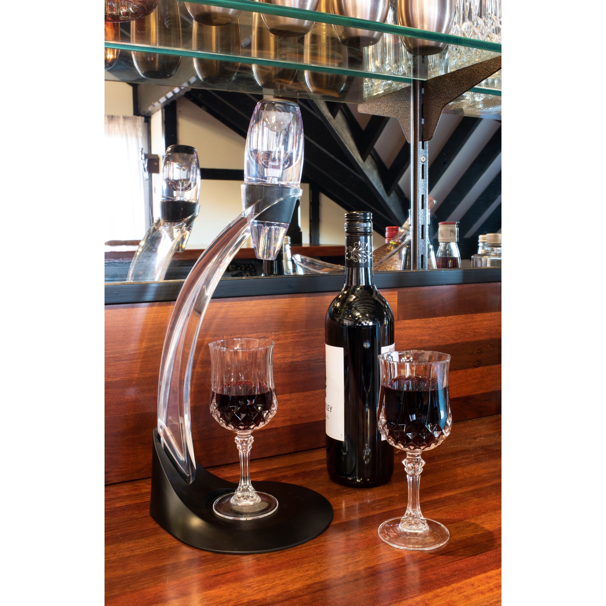 avanti Deluxe Wine Aerator with Pouring Stand