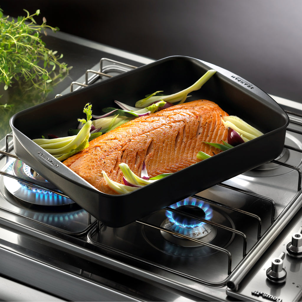 Scanpan Classic 44cm x 32cm/7.75L Large Roaster - Black