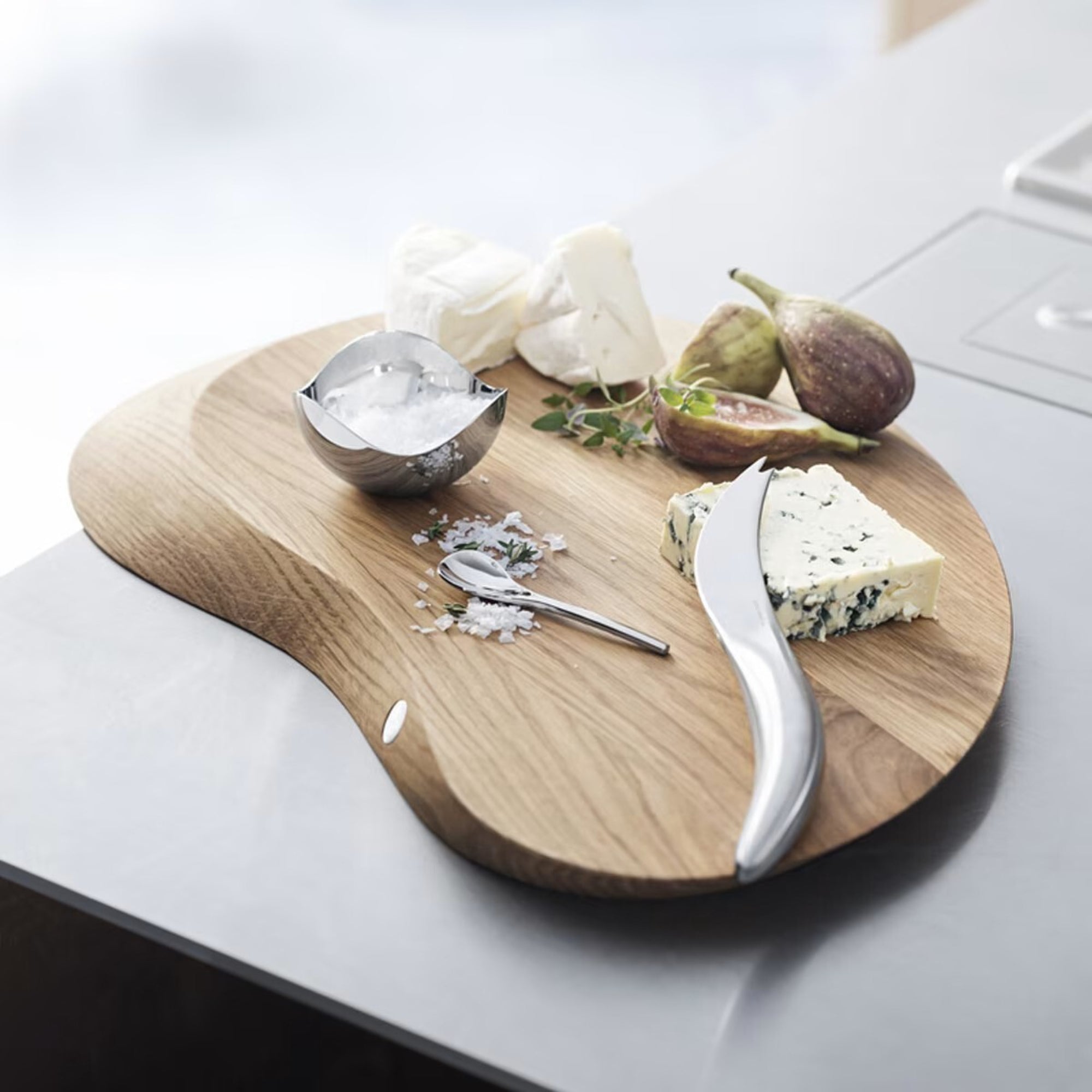 Georg Jensen Forma Serving Cheese Board with All Round Cheese Knife