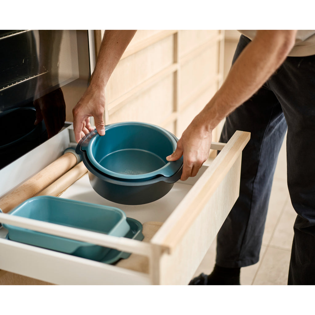 Joseph Joseph Nest Bake 2 Piece Round Cake Tin Set - Multi