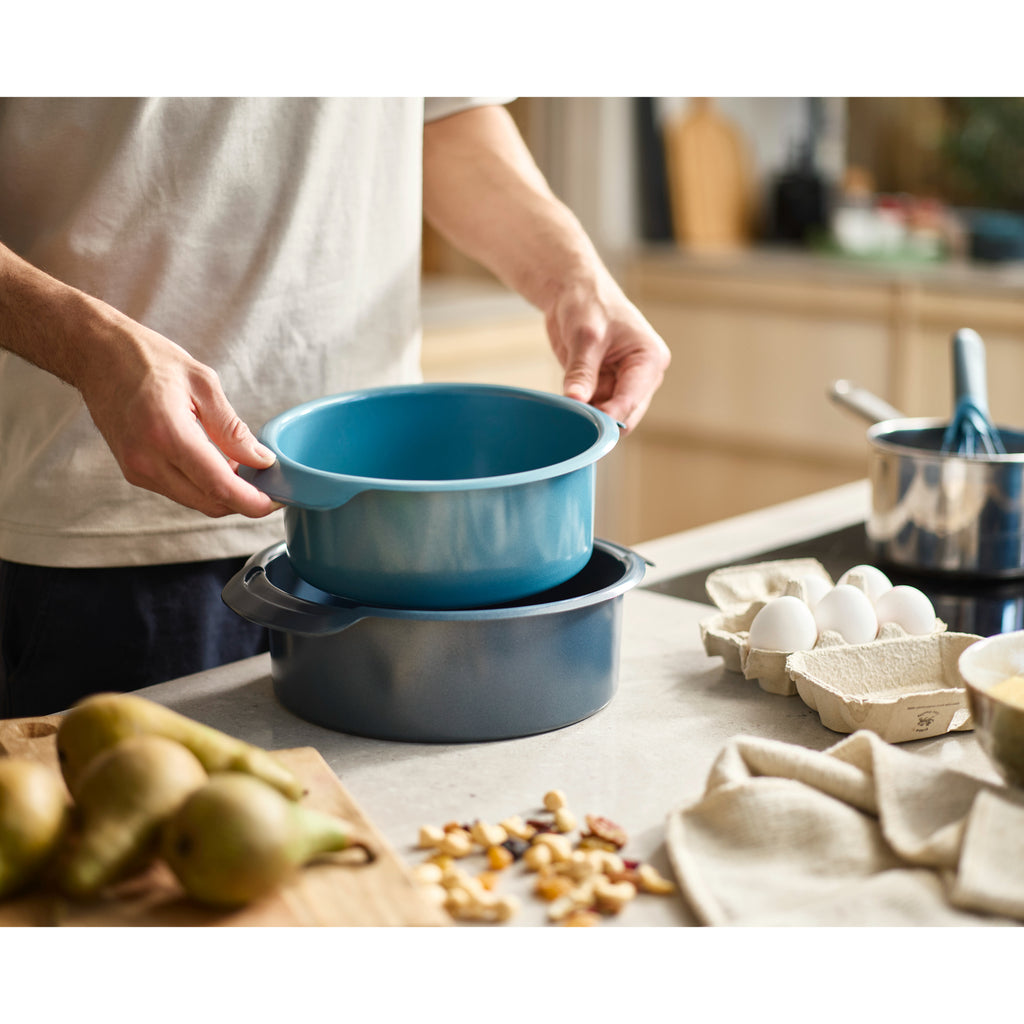 Joseph Joseph Nest Bake 2 Piece Round Cake Tin Set - Multi
