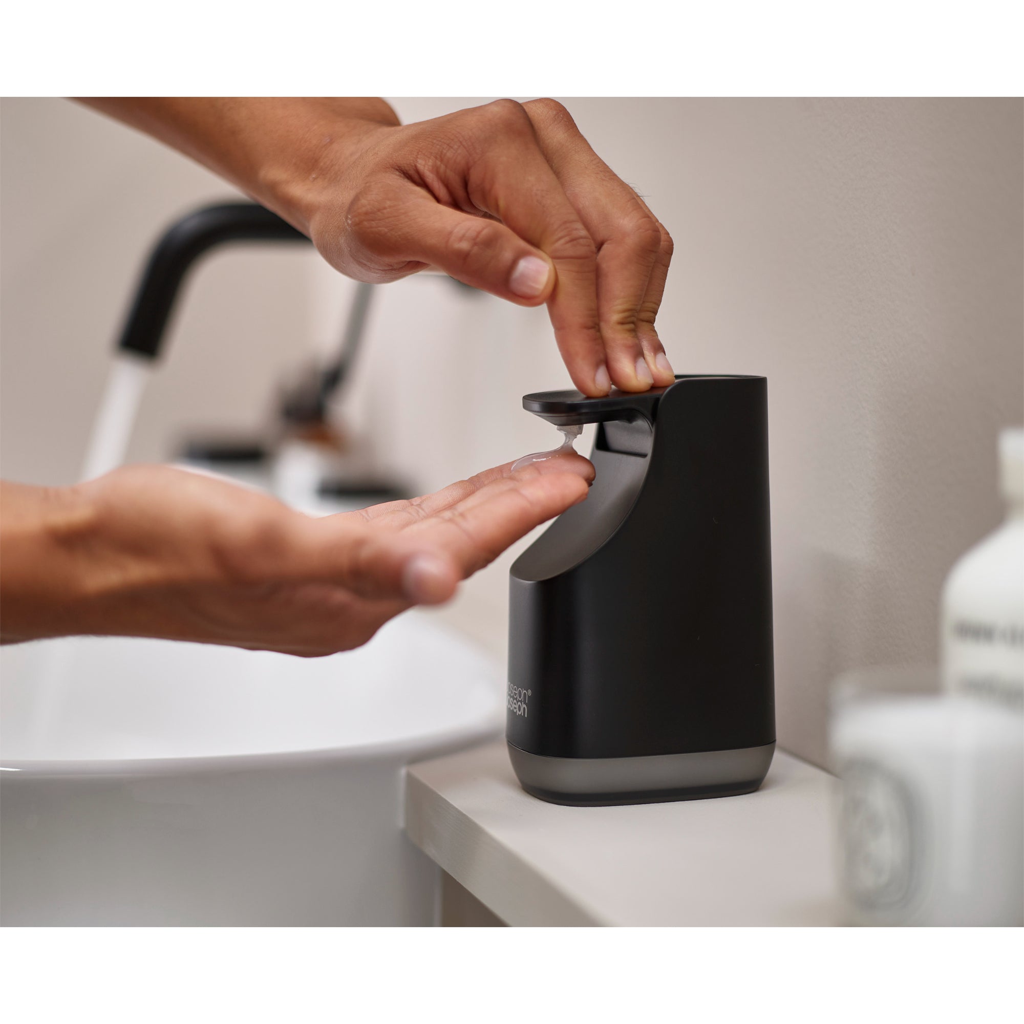 Joseph Joseph Slim Compact Soap Pump - Black