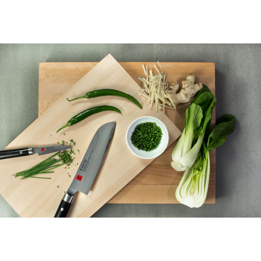 Kasumi 78208  Santoku Knife Black 18cm