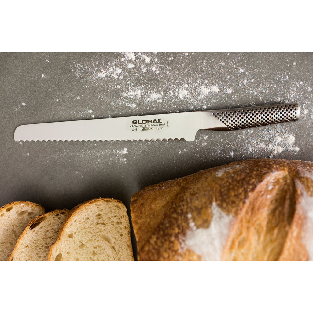 Global 79516 Classic 22cm Bread Knife