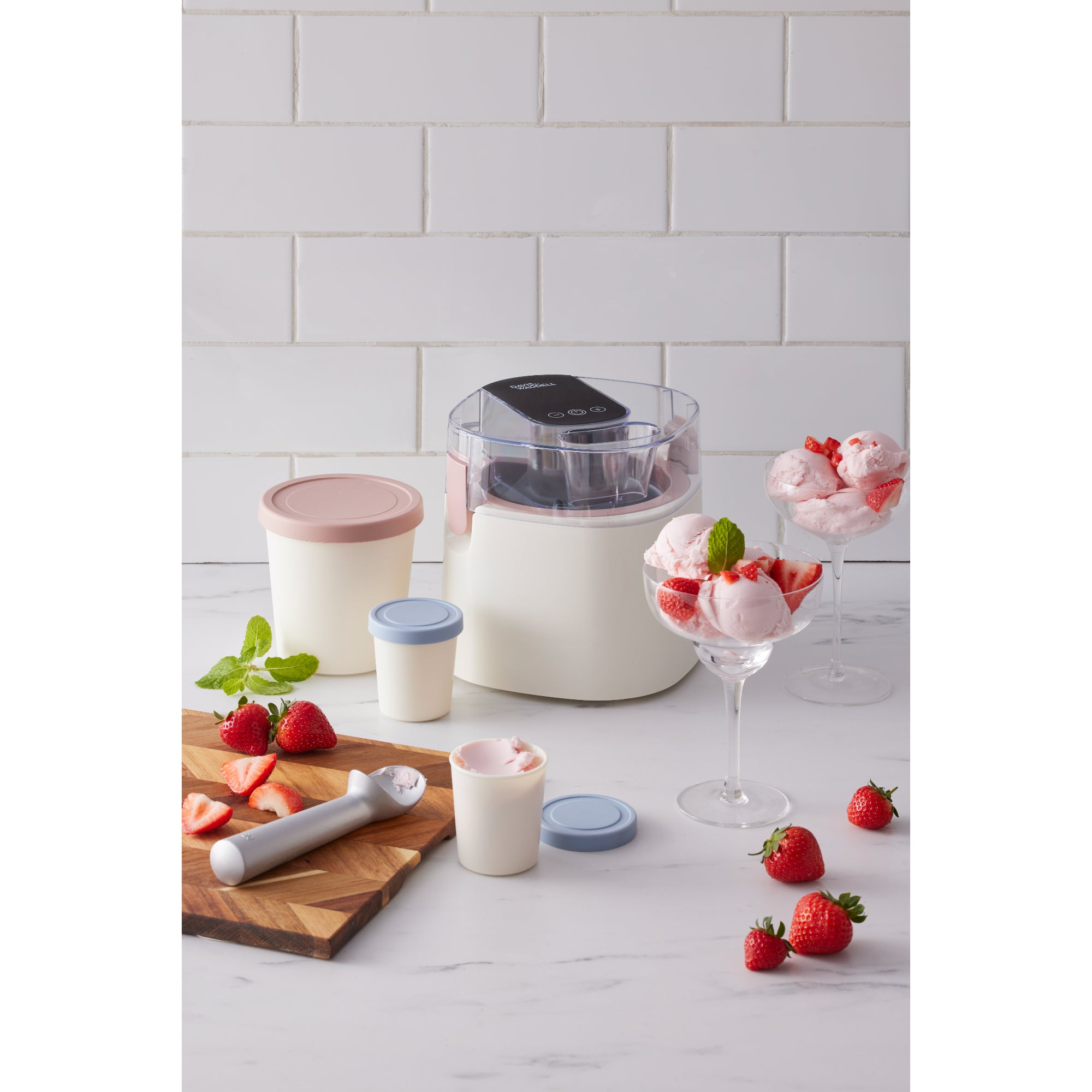 Davis & Waddell 1.4L Digital Ice Cream Maker