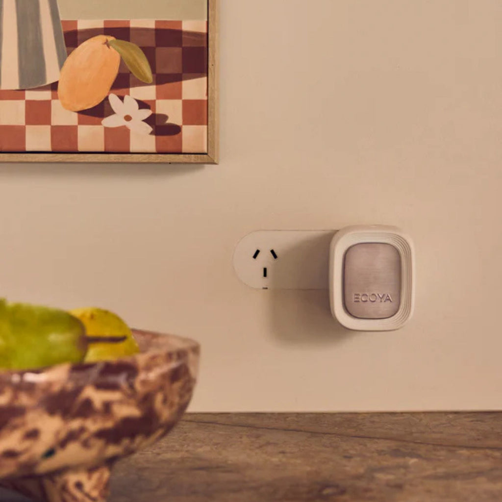 Ecoya Plug-In Diffuser & Fragrance Flask Set - French Pear