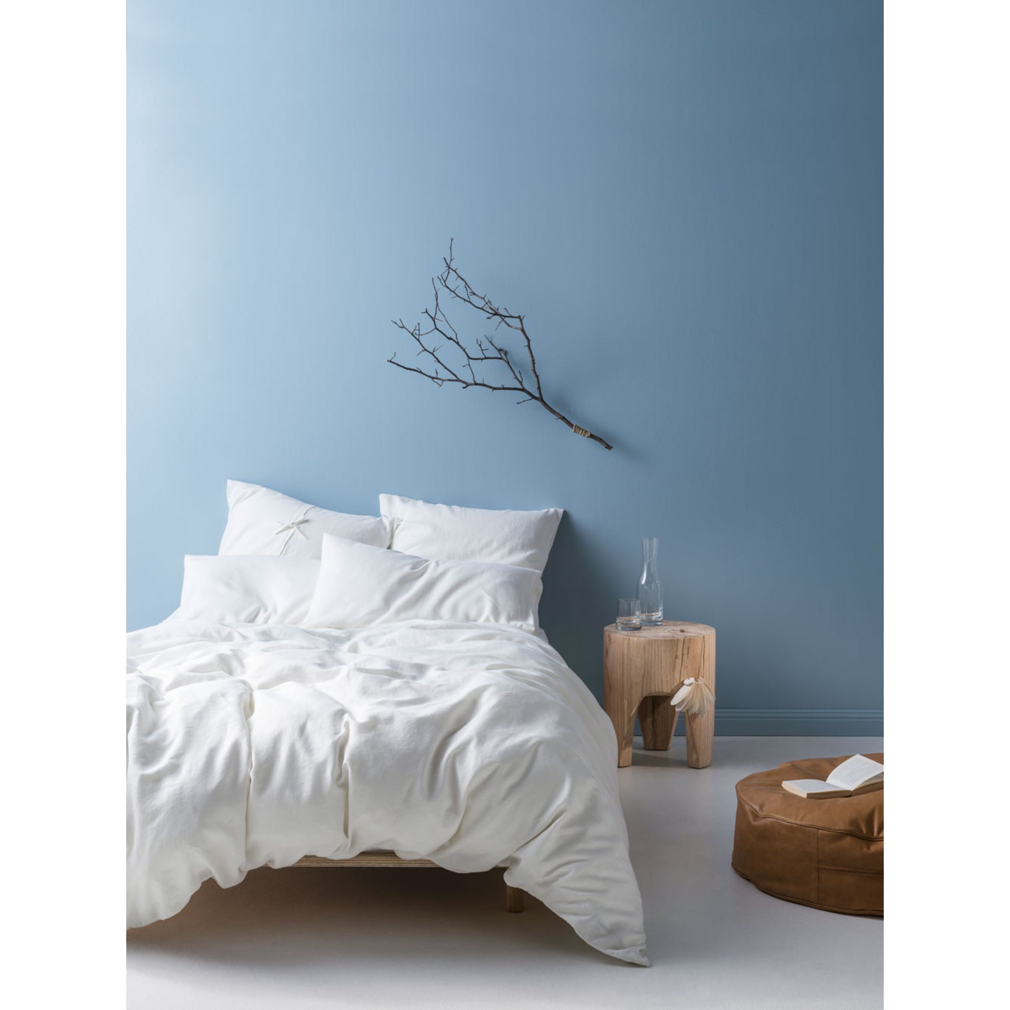 Linen House Nimes White Quilt Cover Set - Queen