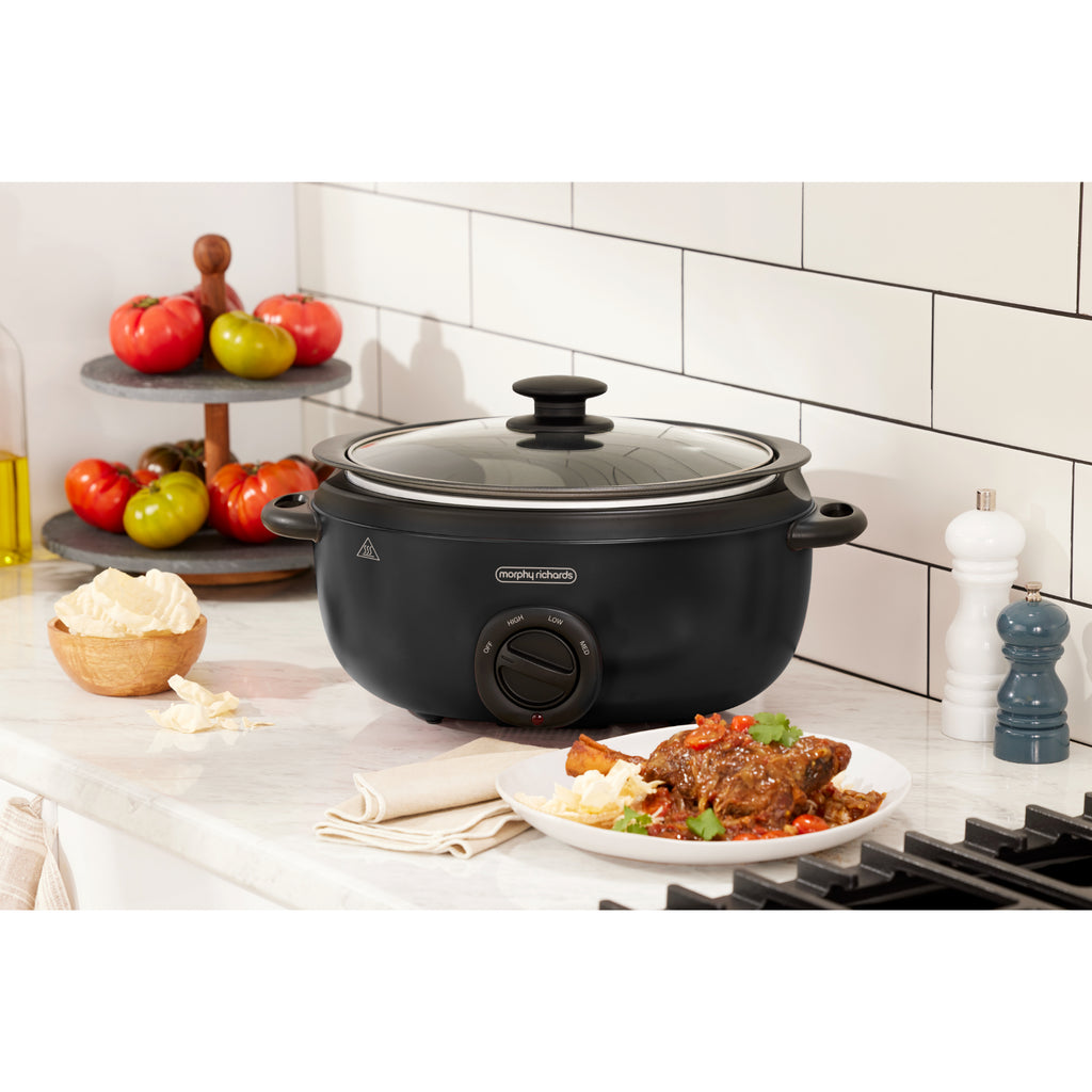 Morphy Richards 6.5L Sear & Stew Slow Cooker - Matte Black
