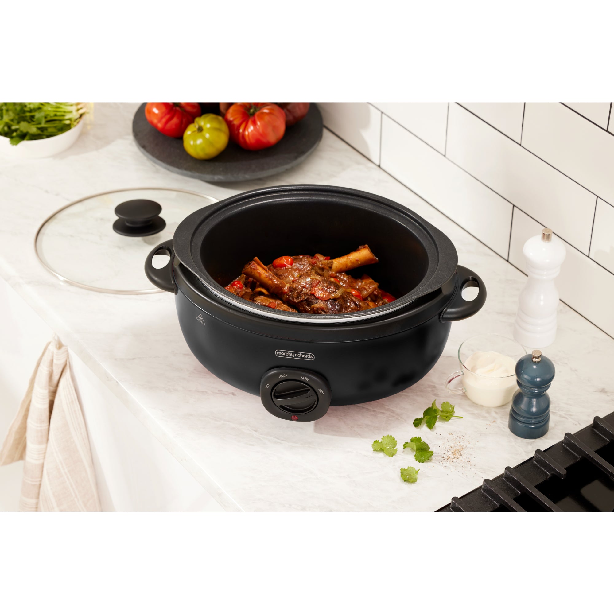 Morphy Richards 6.5L Sear & Stew Slow Cooker - Matte Black