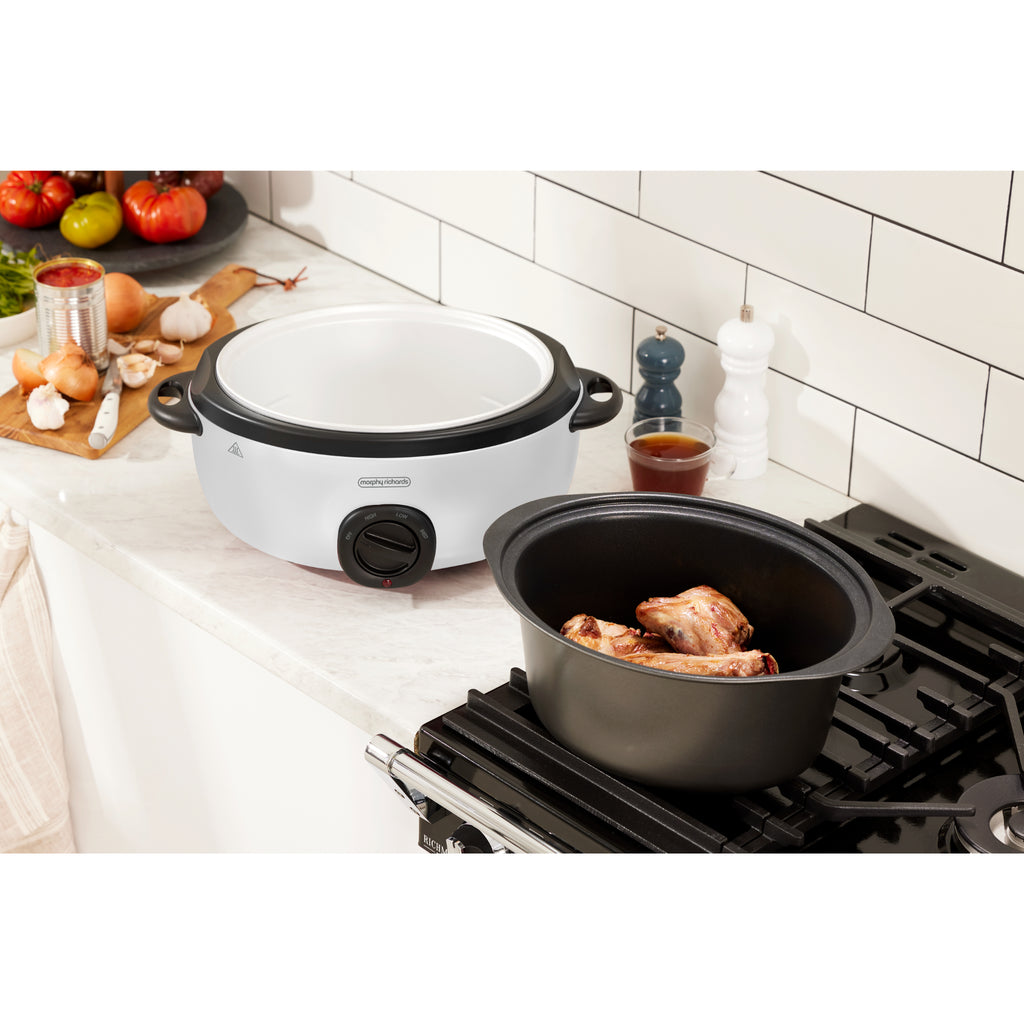 Morphy Richards 6.5L Sear & Stew Slow Cooker - Vivid White