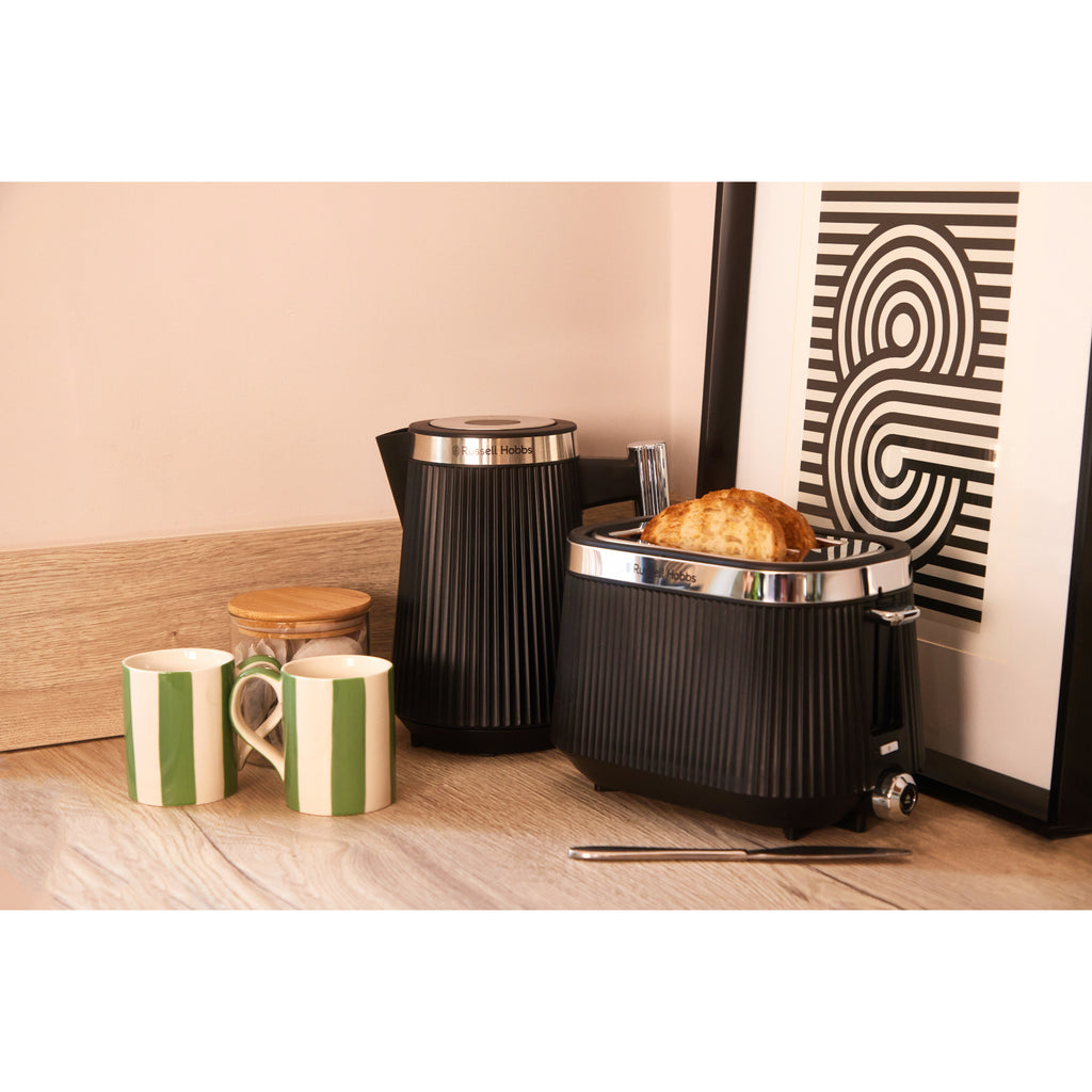 Russell Hobbs Bronte Kettle - Black