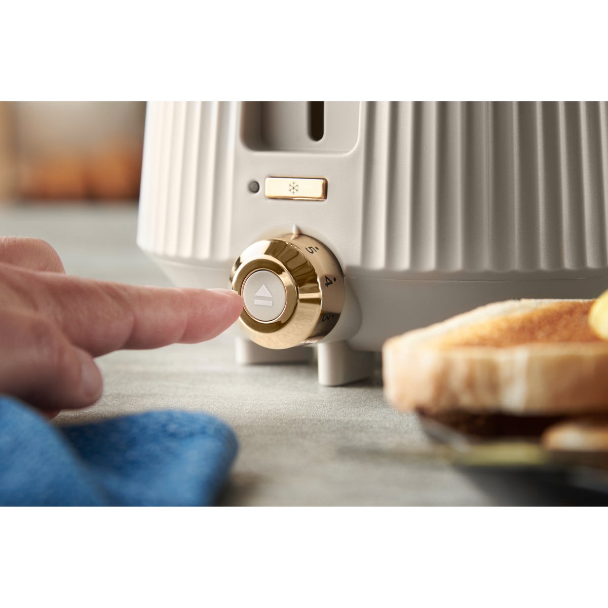 Russell Hobbs Bronte 2 Slice Toaster - Stone