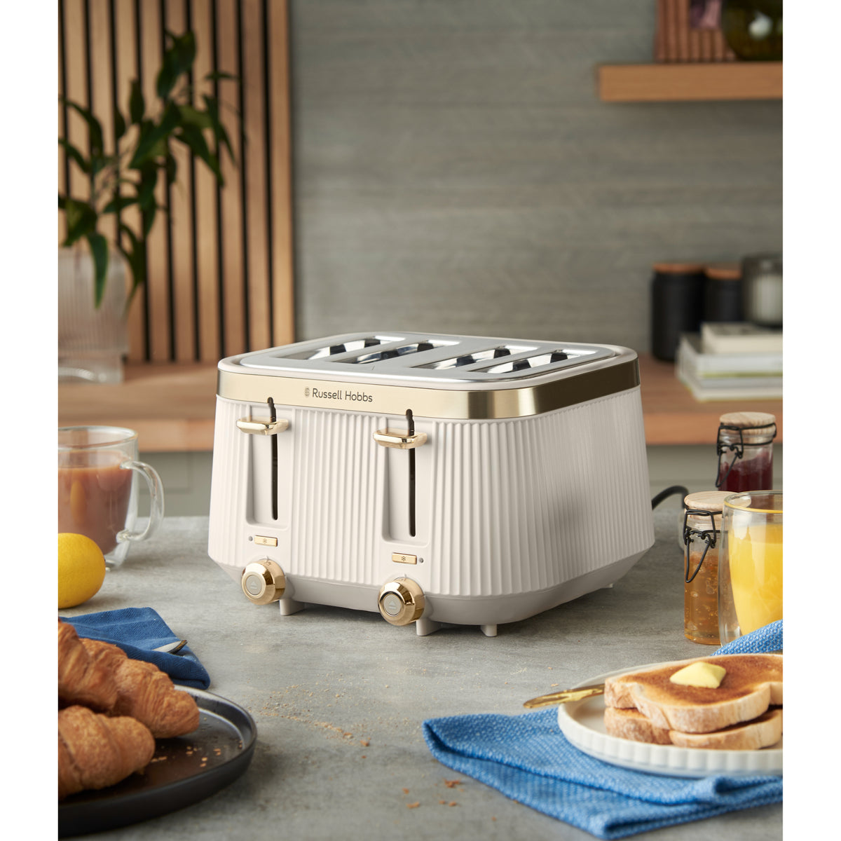 Russell Hobbs Bronte 4 Slice Toaster - Stone