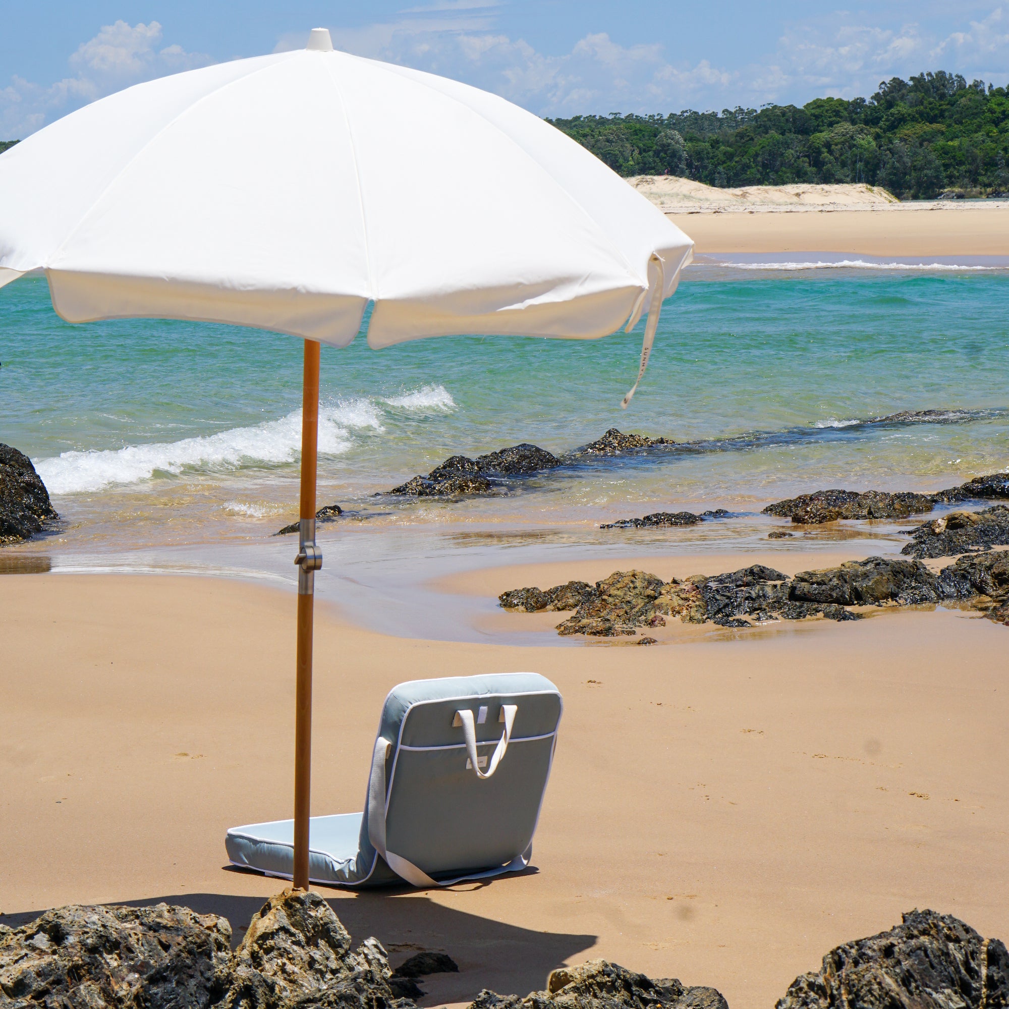 Sunnylife Luxe Beach Umbrella - Cream