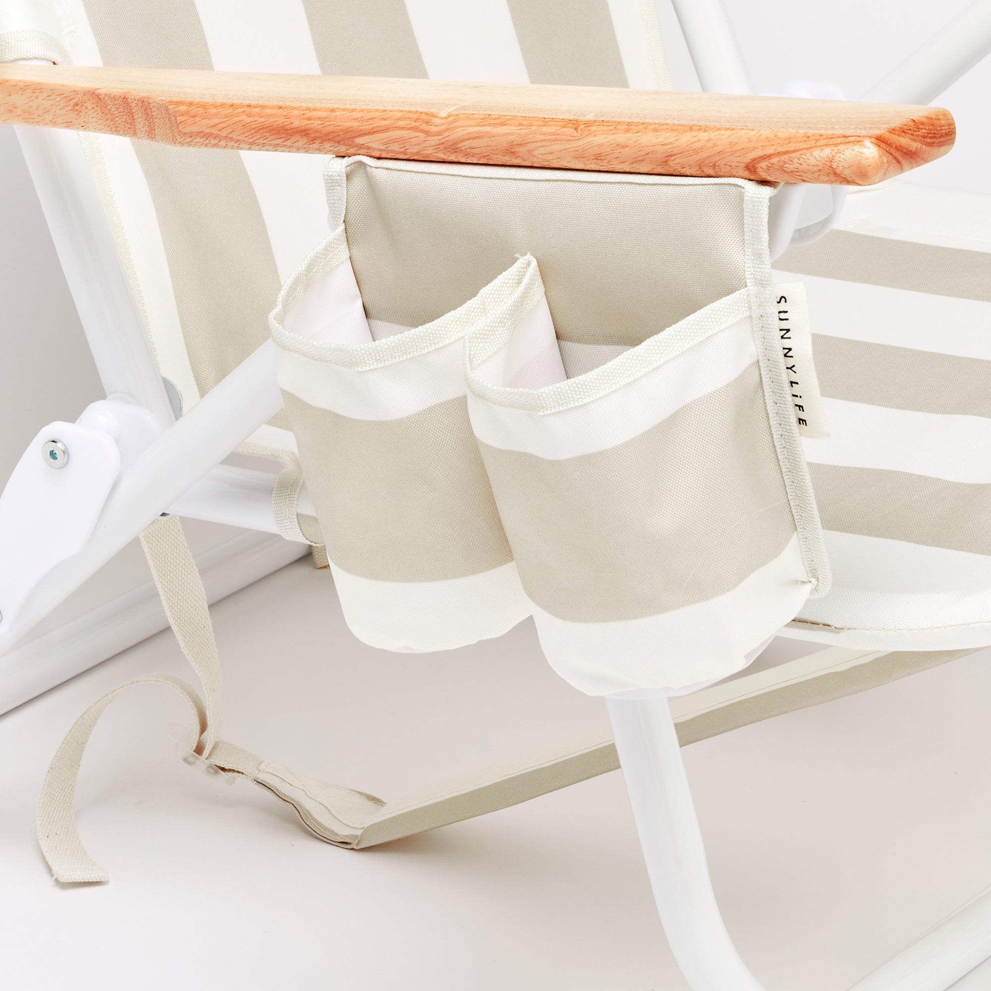 Sunnylife Deluxe Beach Chair - Oyster Stripe
