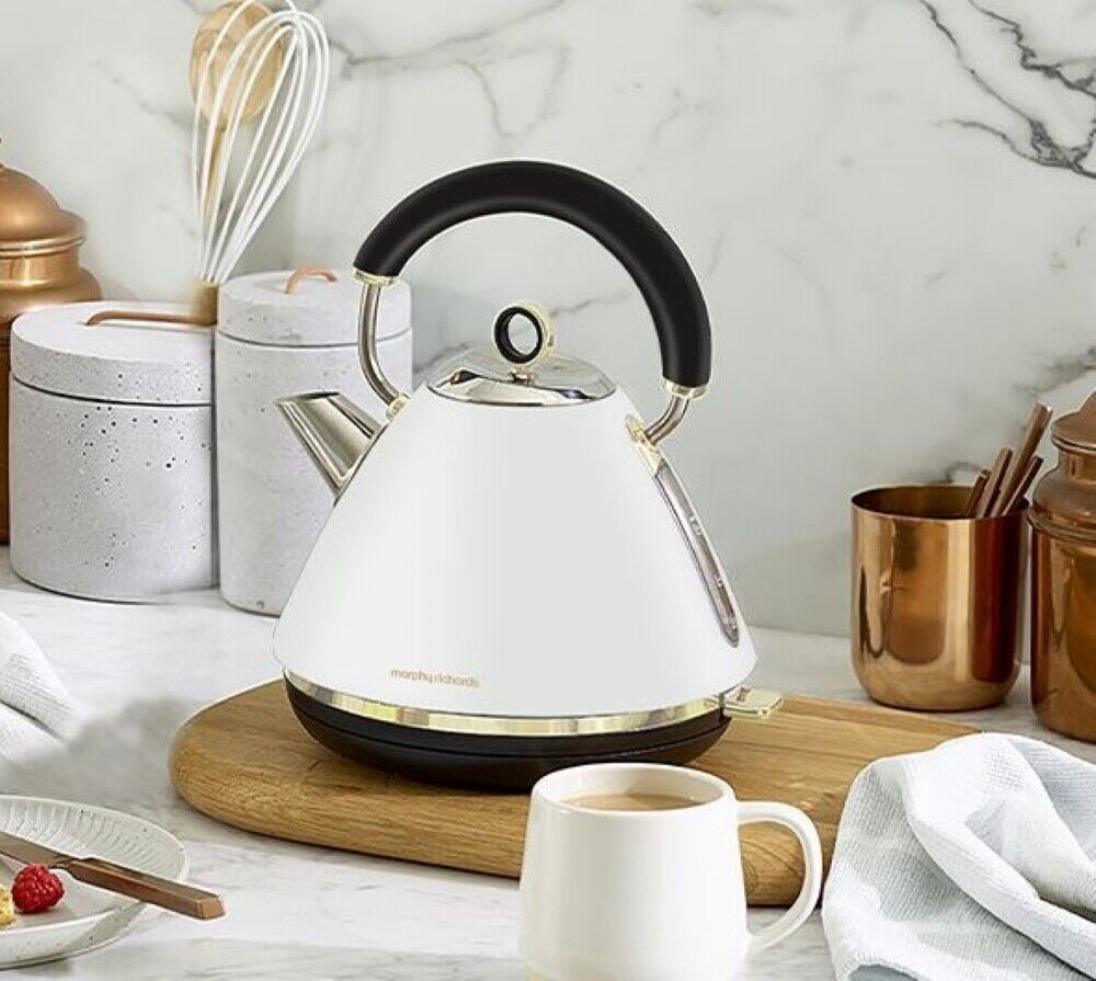 Morphy Richards Ascend Soft Gold 1.5L Kettle - White